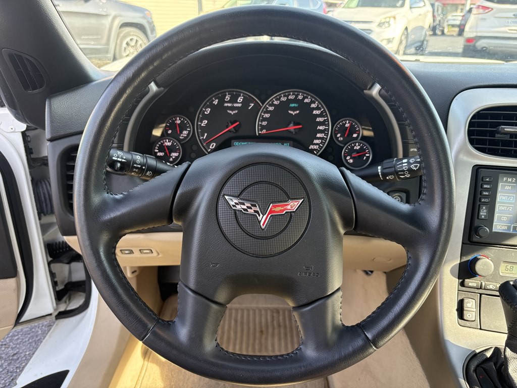 2005 Chevrolet Corvette Image 18