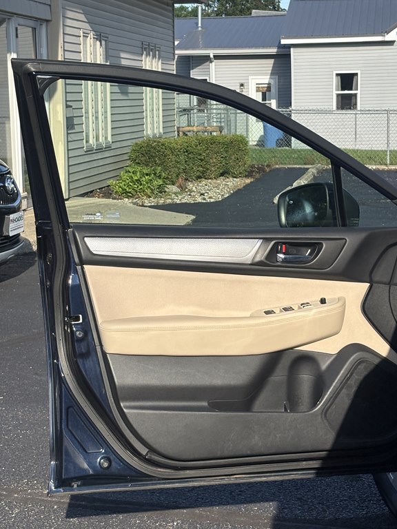 2018 Subaru Outback Image 12