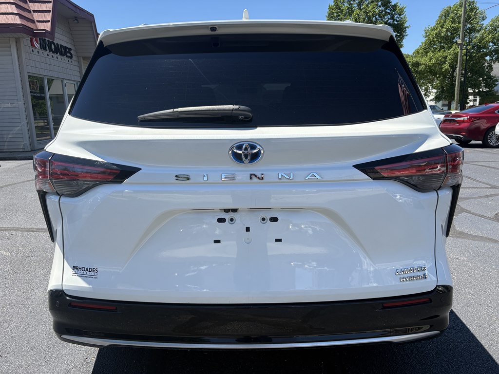2021 Toyota Sienna Image 4