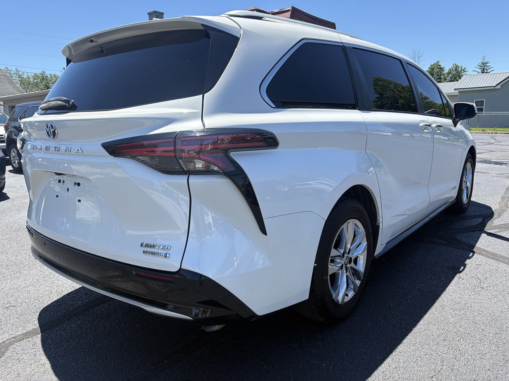 2021 Toyota Sienna Image 5