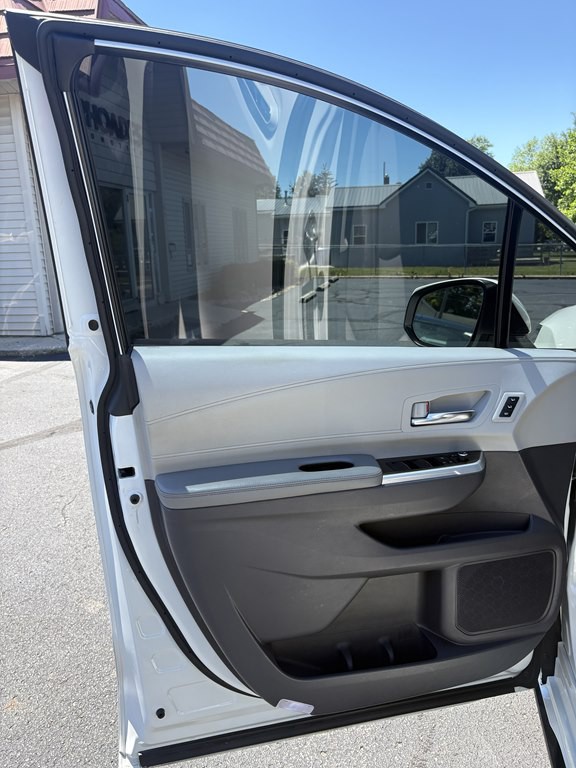 2021 Toyota Sienna Image 11