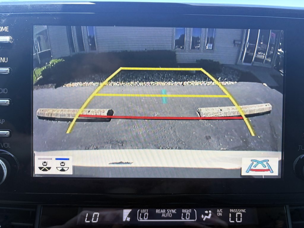 2021 Toyota Sienna Image 16