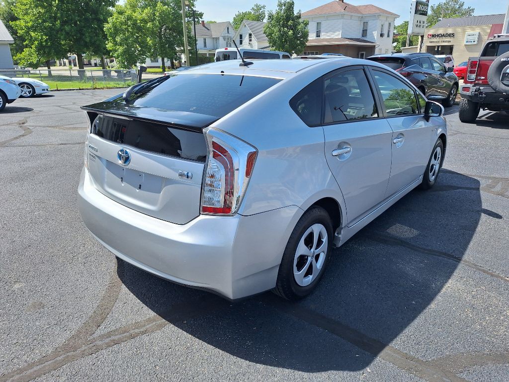 2012 Toyota Prius Image 5