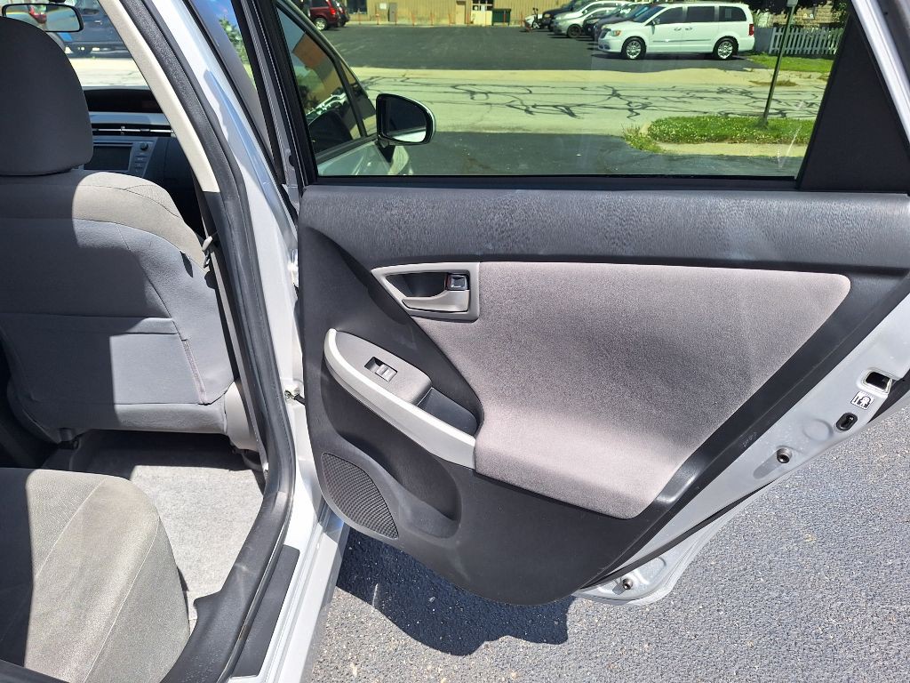 2012 Toyota Prius Image 29