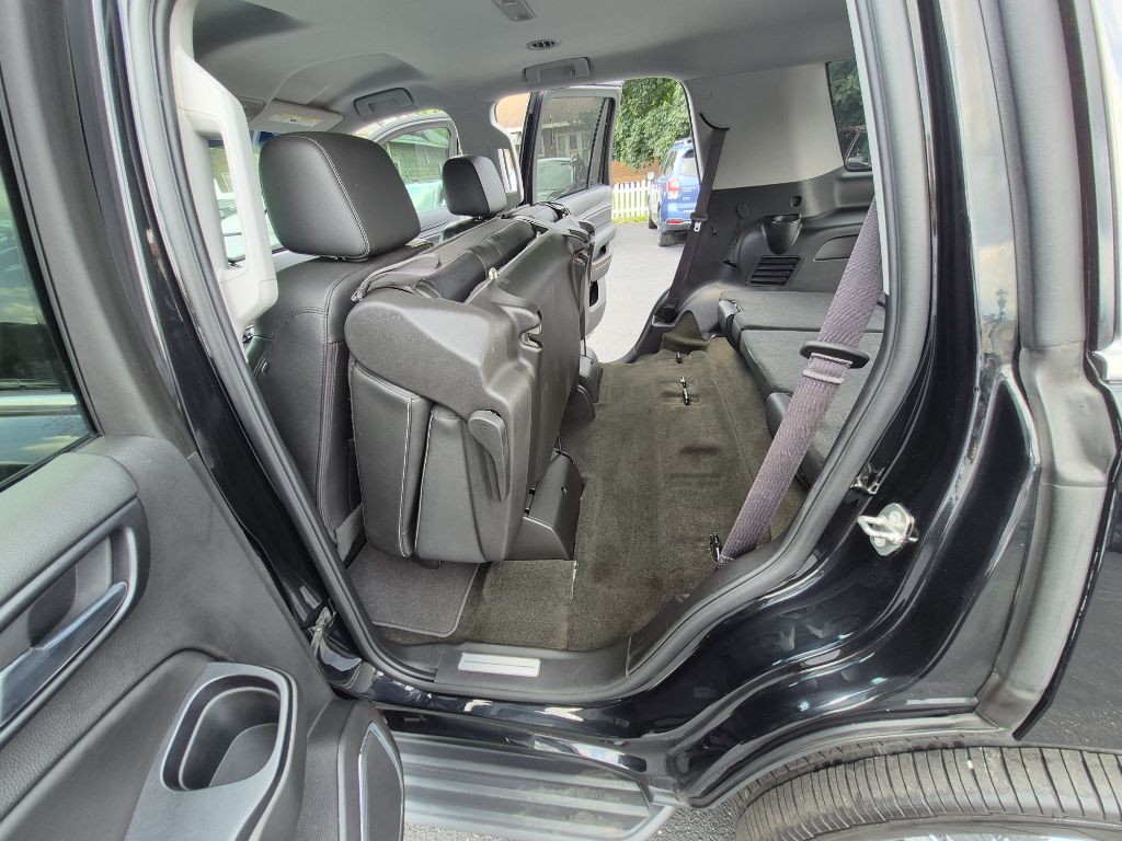 2017 Chevrolet Tahoe Image 31