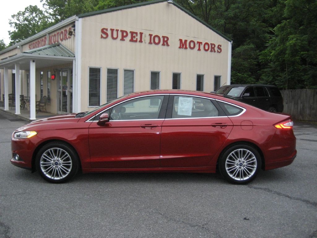2015 Ford Fusion Image 2