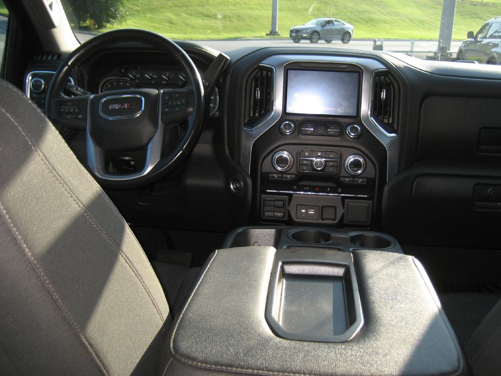 2021 GMC Sierra Image 8