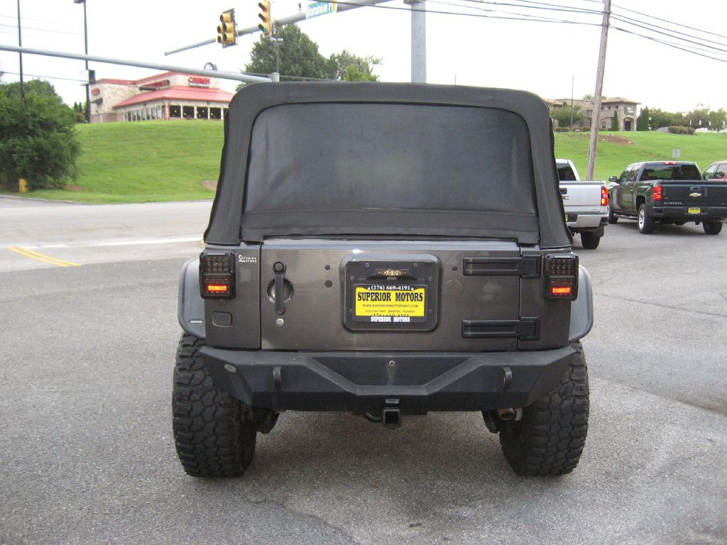 2017 Jeep Wrangler Unlimited Image 3