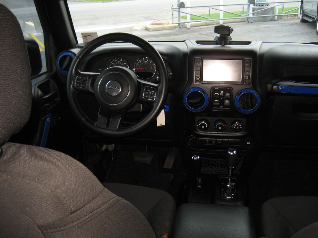 2017 Jeep Wrangler Unlimited Image 8