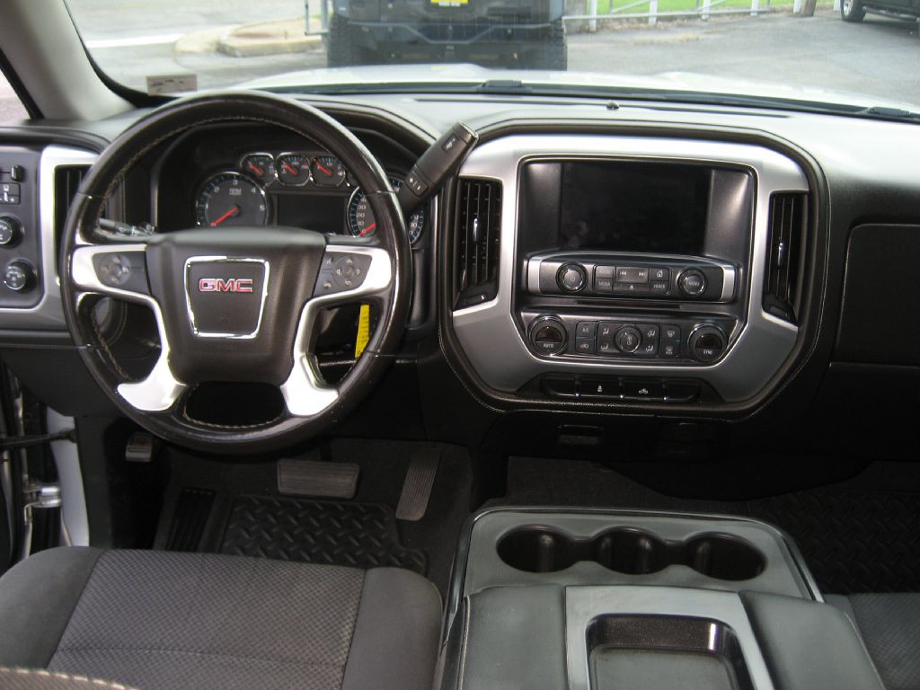 2019 GMC Sierra Image 8