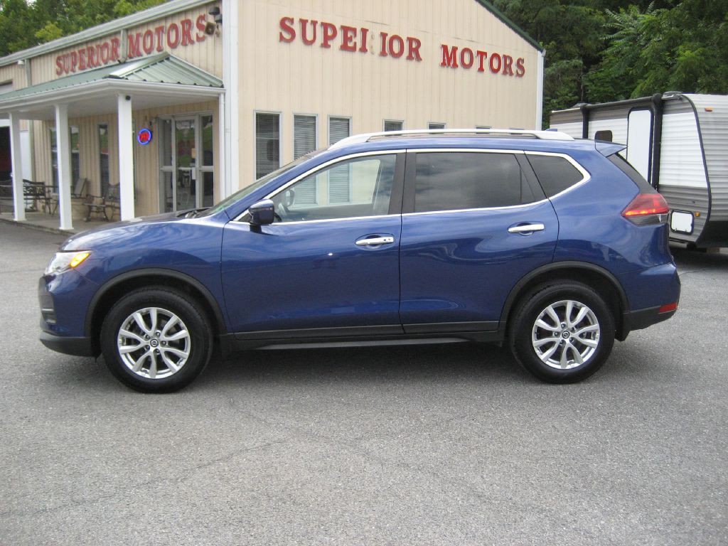 2020 Nissan Rogue Image 2