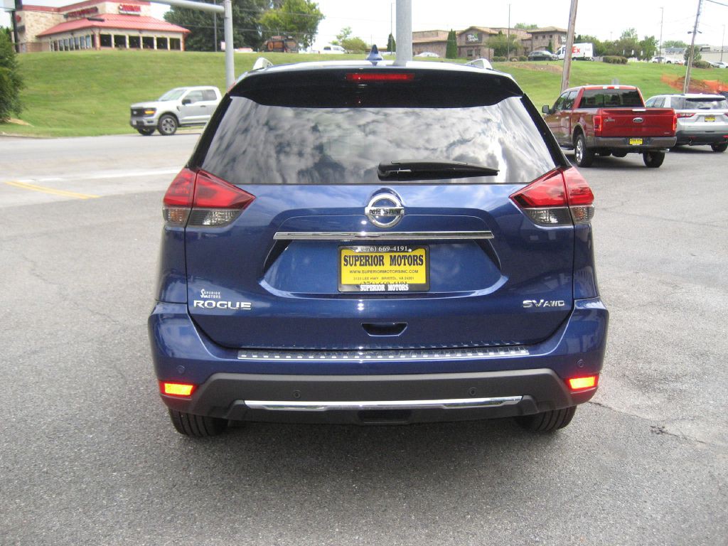 2020 Nissan Rogue Image 3