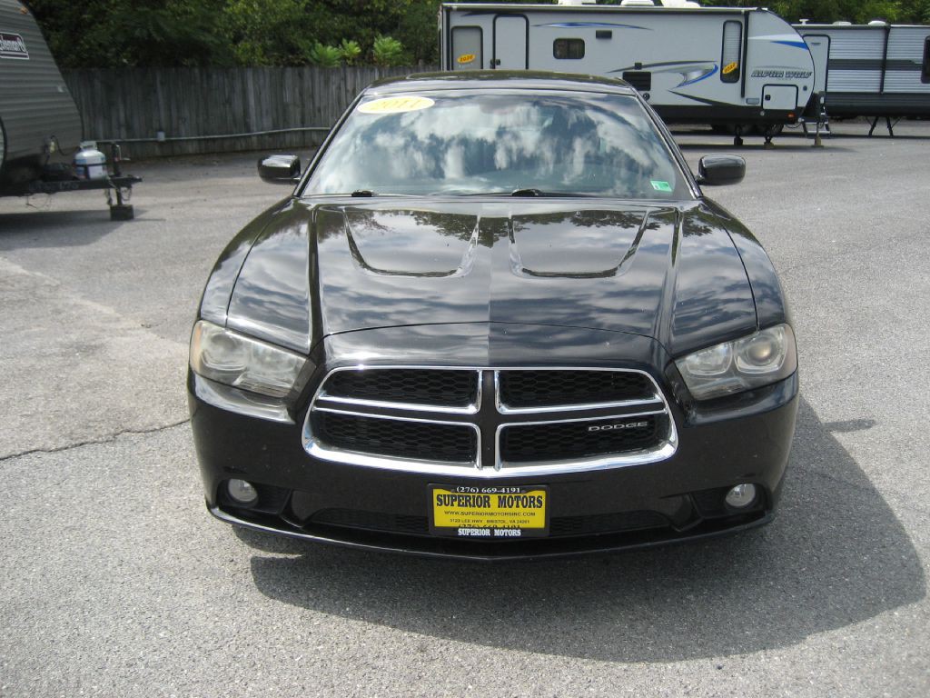 2011 Dodge Charger Image 5