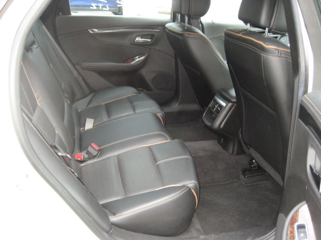 2014 Chevrolet Impala Image 9
