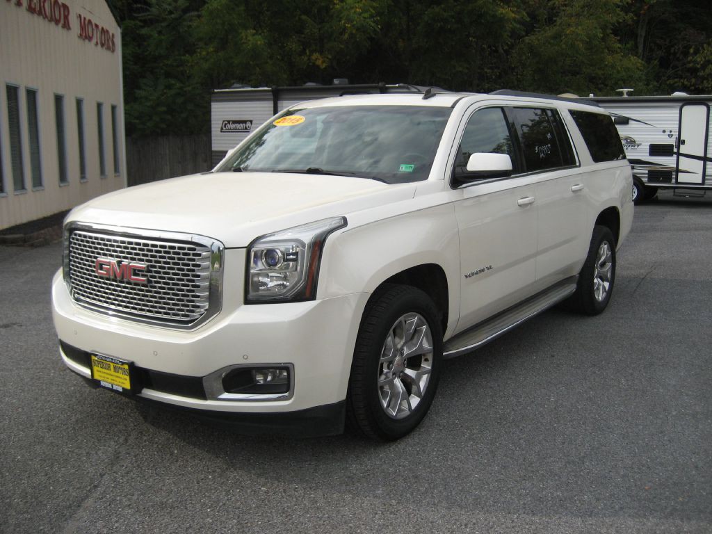 2015 GMC Yukon Image 1
