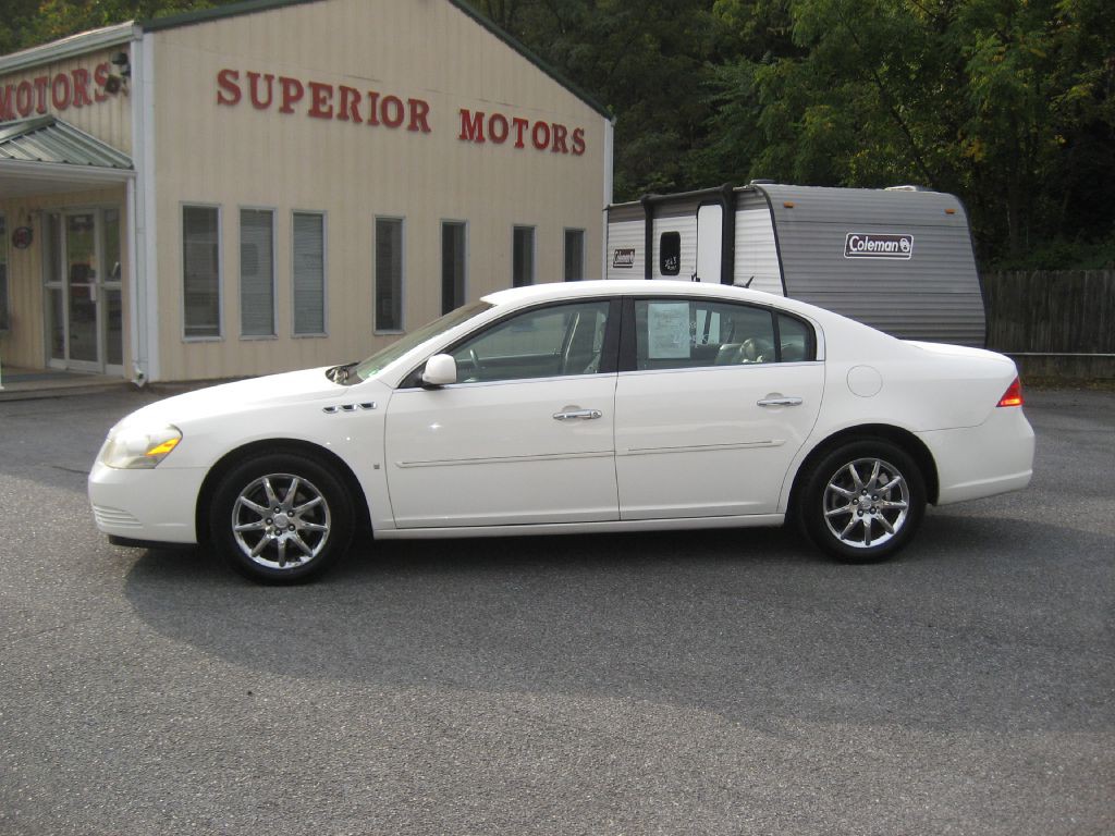 2008 Buick Lucerne Image 2