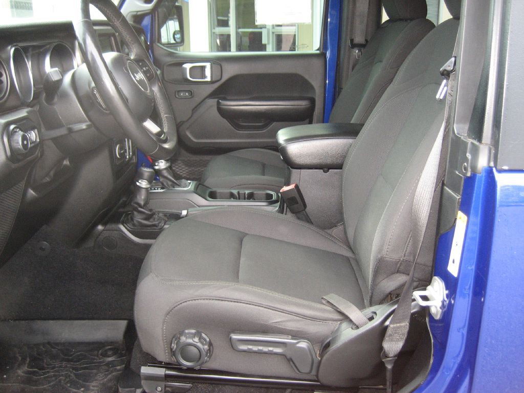 2019 Jeep Wrangler Image 6