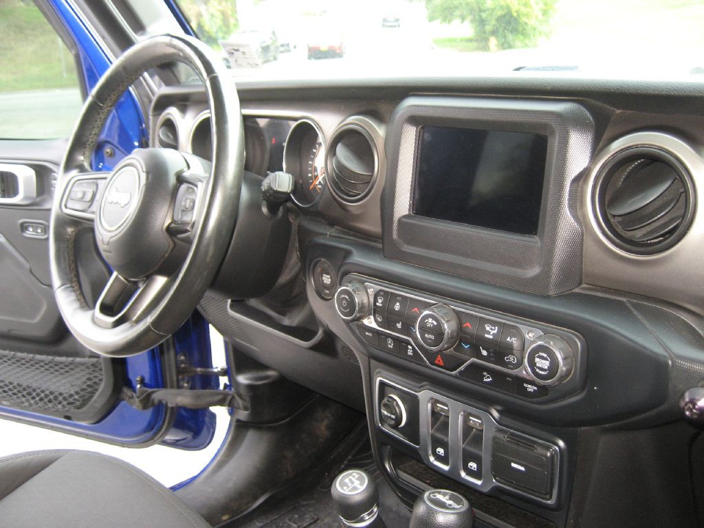 2019 Jeep Wrangler Image 8