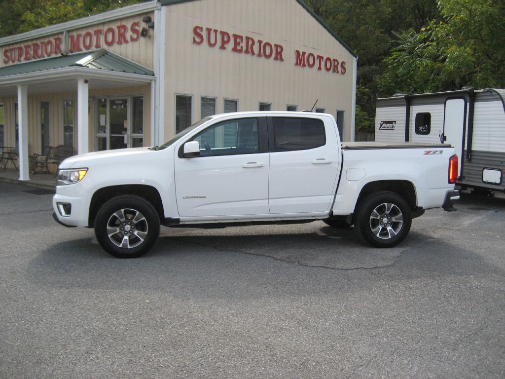 2015 Chevrolet Colorado Image 2