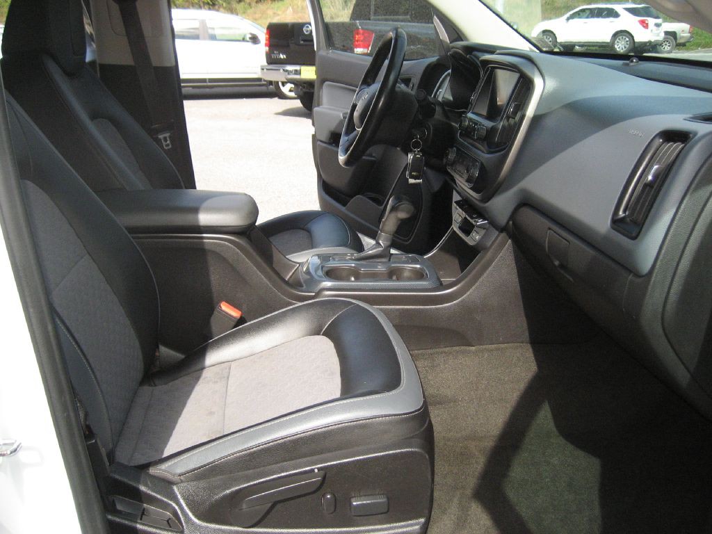2015 Chevrolet Colorado Image 10
