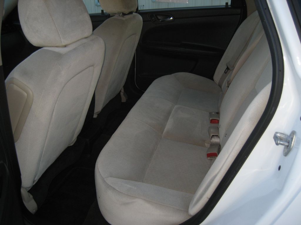 2016 Chevrolet Impala Image 7