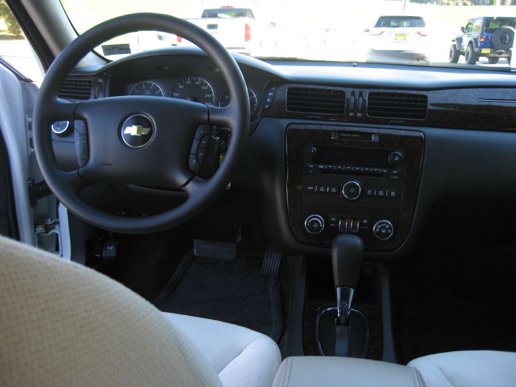 2016 Chevrolet Impala Image 8
