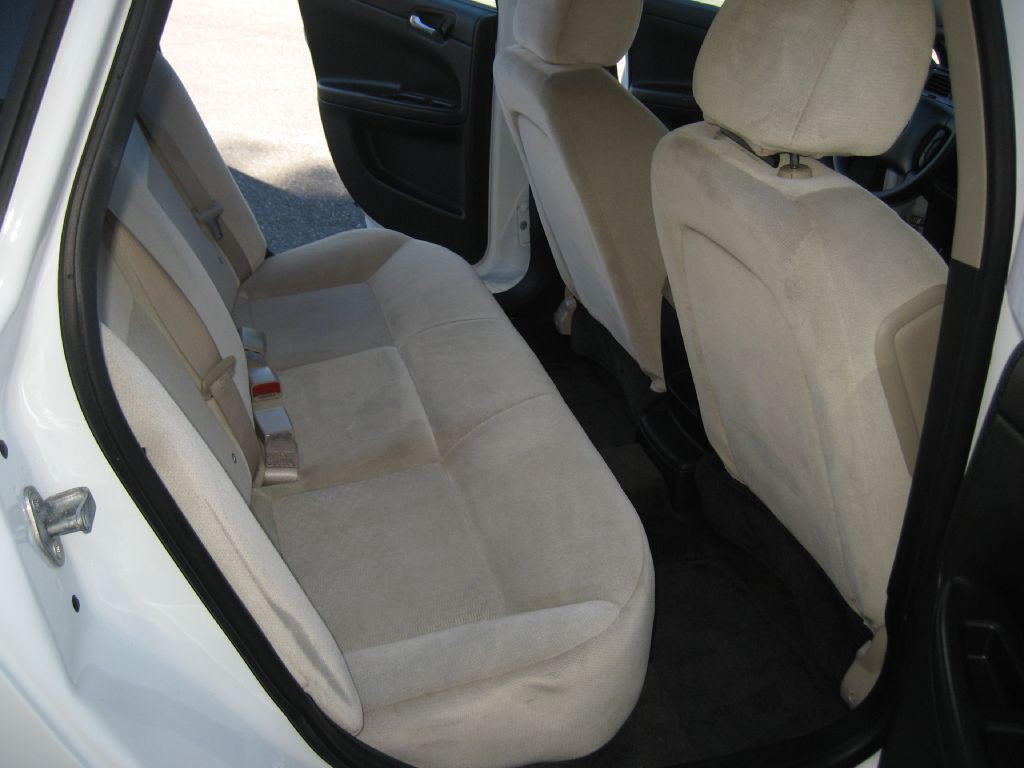 2016 Chevrolet Impala Image 9
