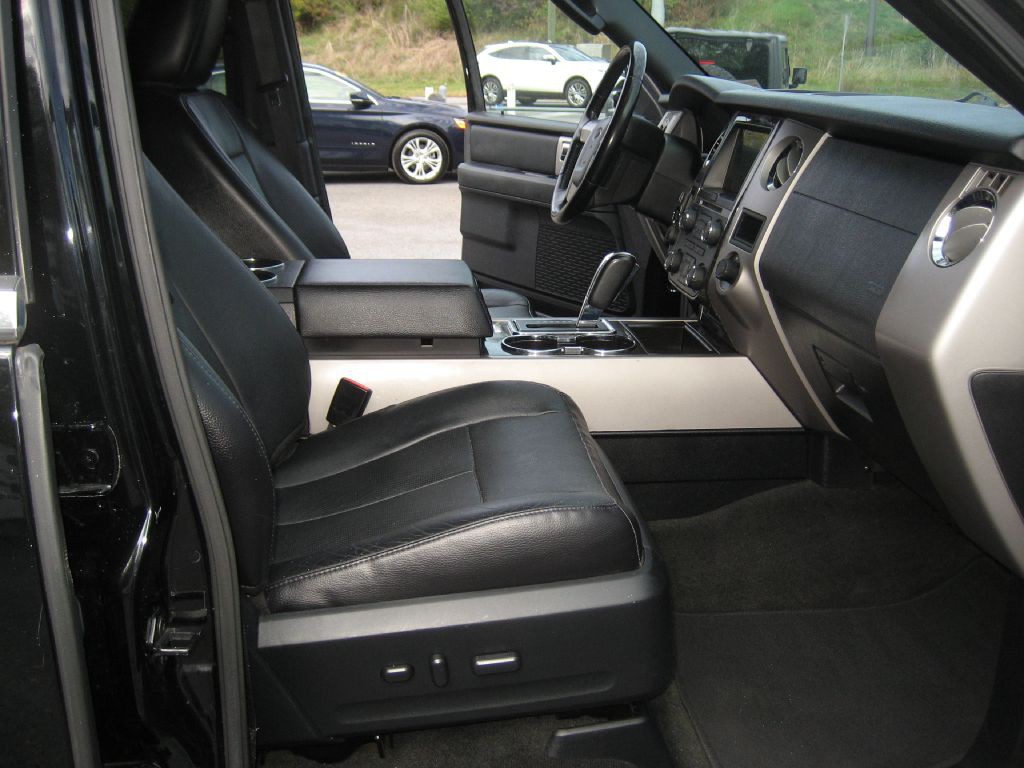2016 Ford Expedition Image 11