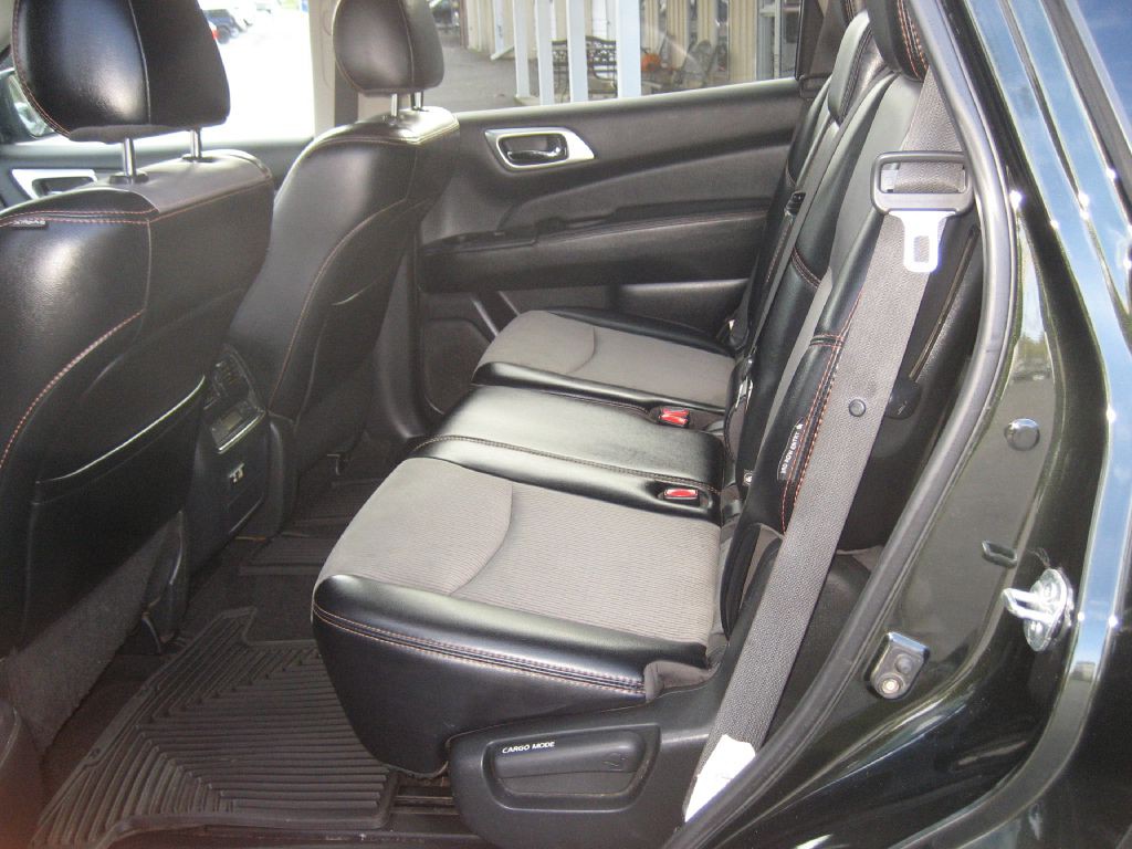 2020 Nissan Pathfinder Image 7