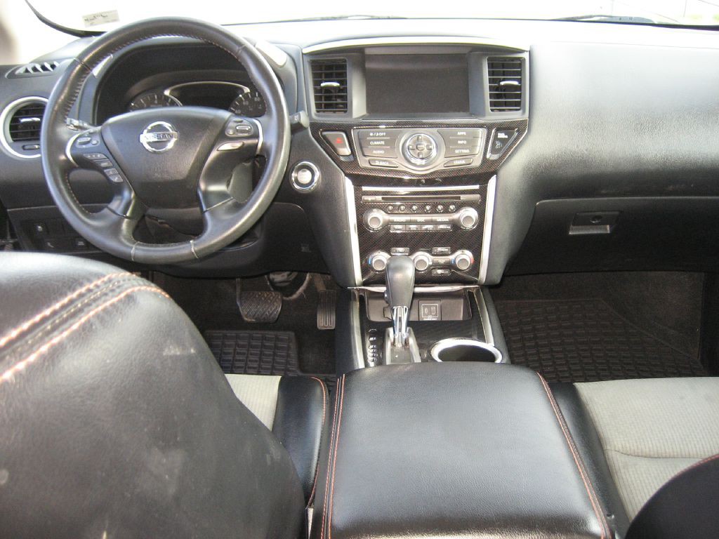 2020 Nissan Pathfinder Image 8