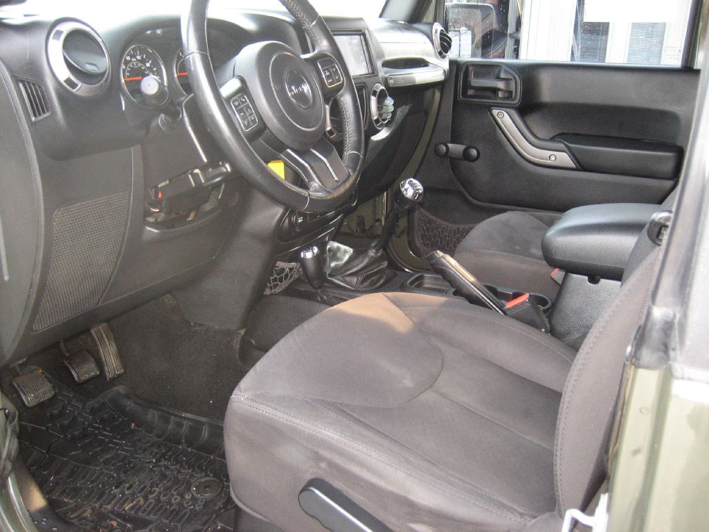 2016 Jeep Wrangler Image 7