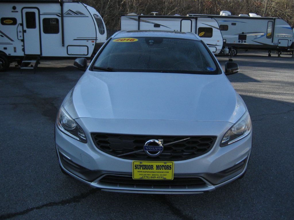 2016 Volvo V60 Image 5