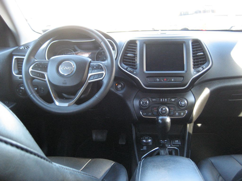 2021 Jeep Cherokee Image 9