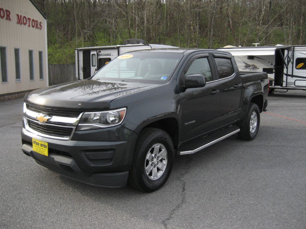 2017 Chevrolet Colorado Image 2