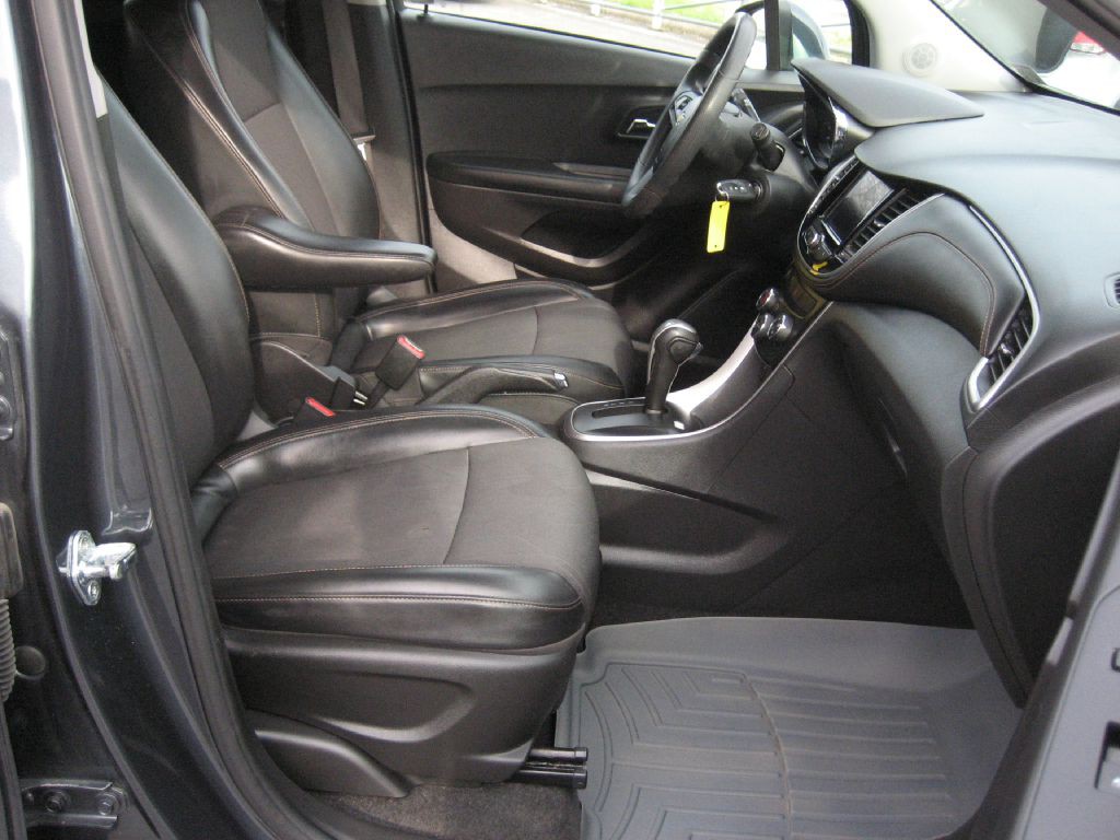 2021 Chevrolet Trax Image 12