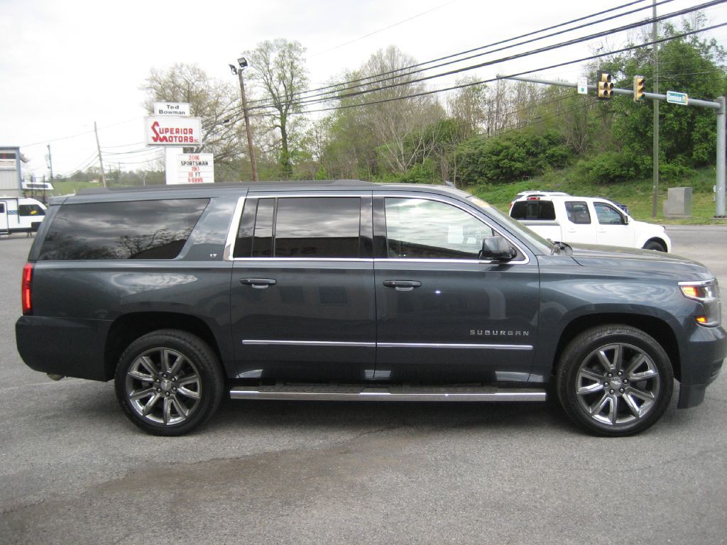 2019 Chevrolet Suburban Image 5