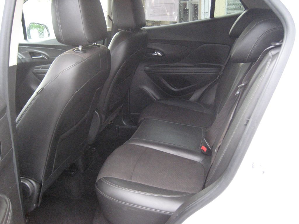 2017 Buick Enclave Image 8