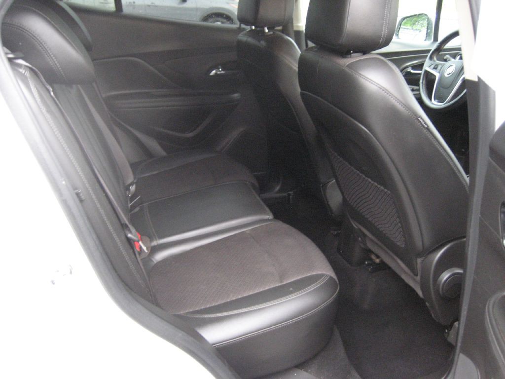 2017 Buick Enclave Image 10