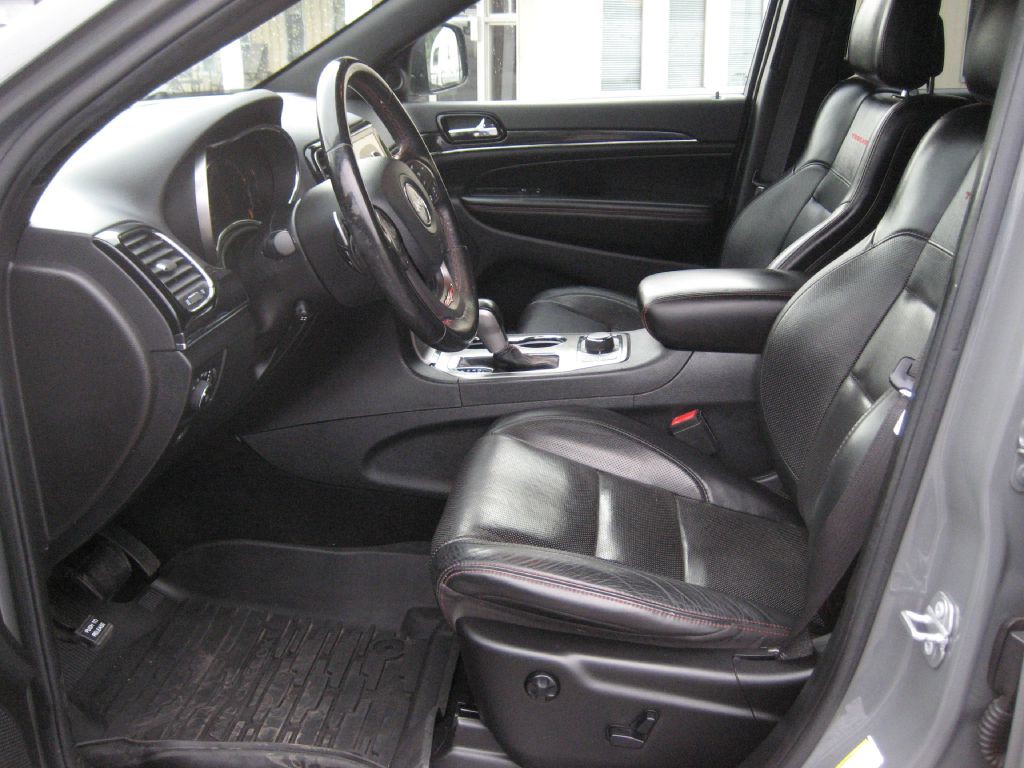 2020 Jeep Grand Cherokee Image 7