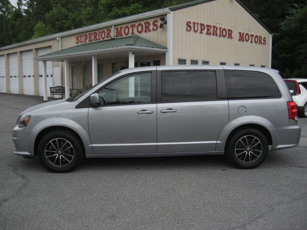 2019 Dodge Grand Caravan Image 1