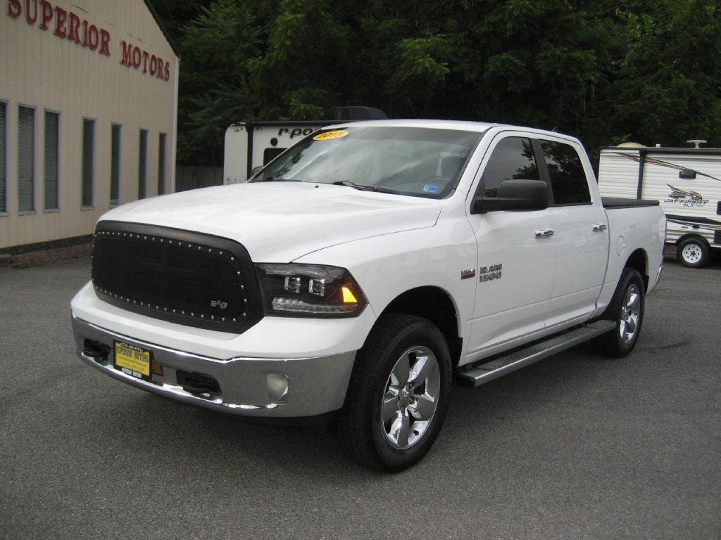 2015 RAM 1500 Image 2