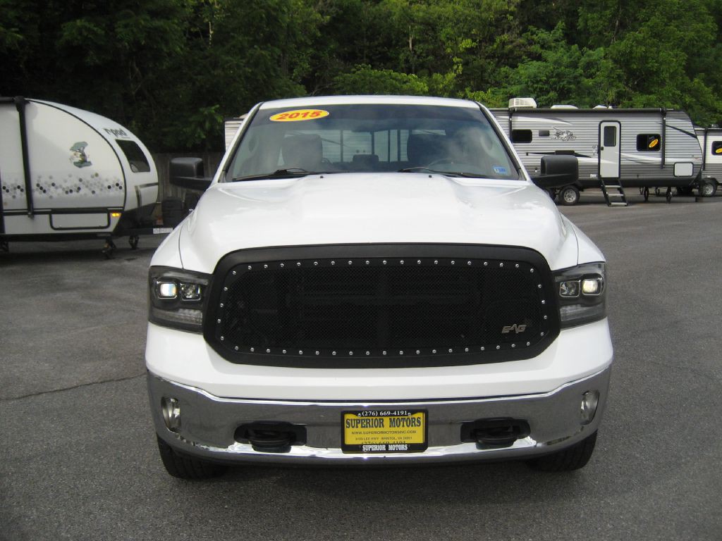2015 RAM 1500 Image 3