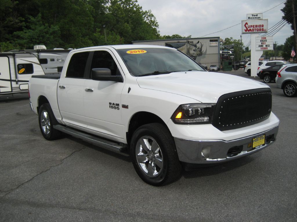 2015 RAM 1500 Image 4
