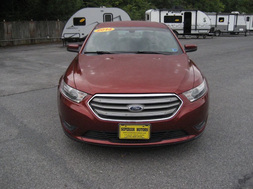 2014 Ford Taurus Image 3