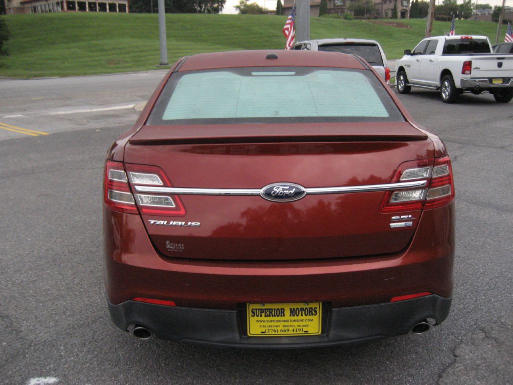 2014 Ford Taurus Image 6