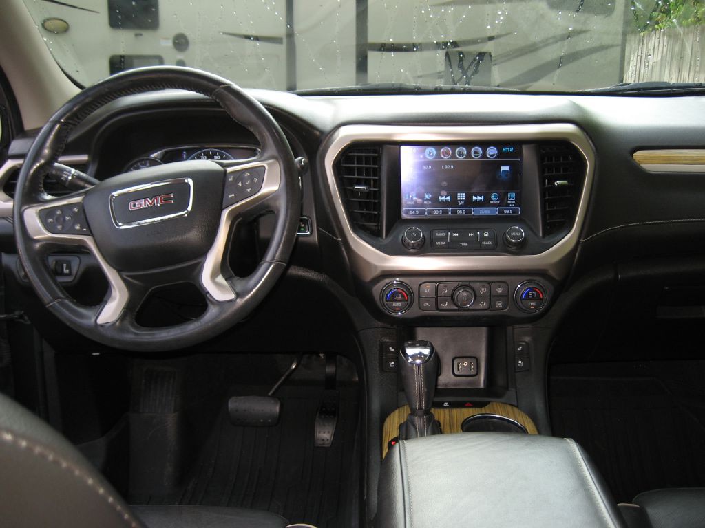 2019 GMC Acadia Image 9