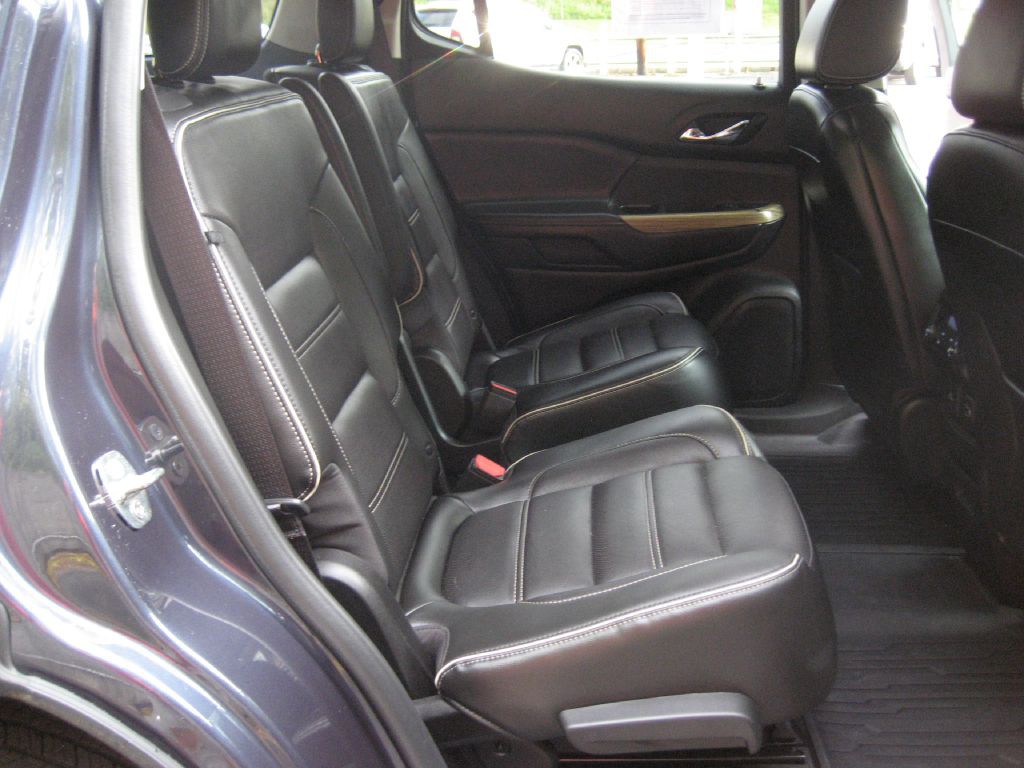 2019 GMC Acadia Image 11
