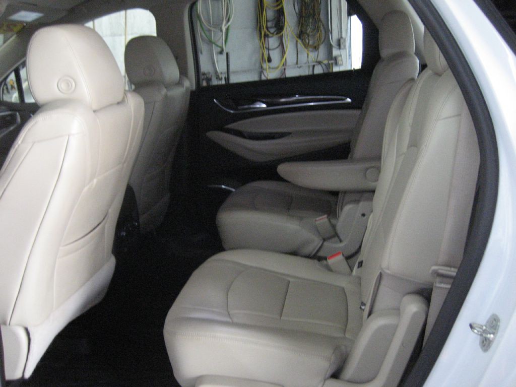 2019 Buick Enclave Image 8