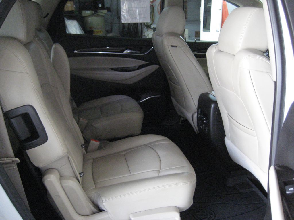 2019 Buick Enclave Image 12