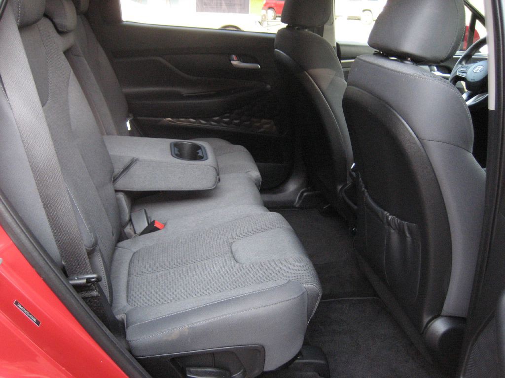 2020 Hyundai Santa Fe Image 11
